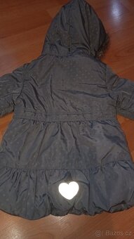 Dívčí zimní šedá bunda vel. 122 - 3
