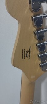 Fender Squier mini - 3