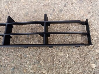 Škoda Fabia II / 2 - Nová přední mřížka nárazníku - 3