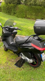Piaggio XEvo 125 11kw 2015 - 3