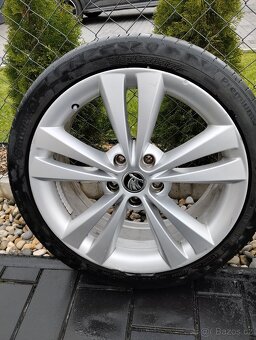 Alu kola 5x112 R18 Octavia RS - 3
