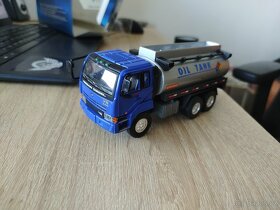Nissan truck - 3