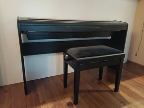 PIANO KORG - 3
