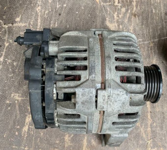 alternator,STARTER fabia 1,2 htp-1,4mpi cena 1000kč KUS - 3
