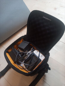Zánovní kamera Canon HV30 s bohatým příslušenstvím - 3