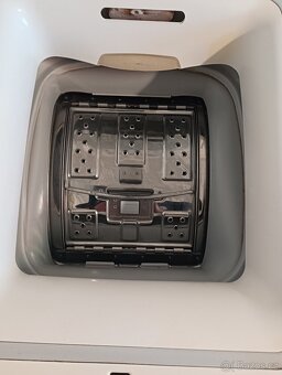 Vrchem Plněna Pračka Whirlpool 5 KG Třída A+A - 3
