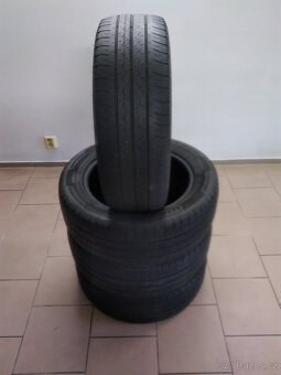 GOOD YEAR 215/60R17C - 3