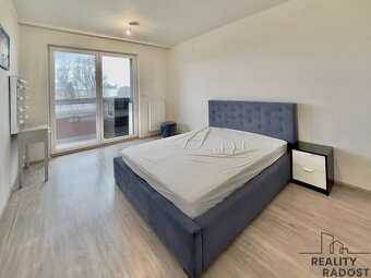 Pronájem bytu 2+kk 65 m² - 3