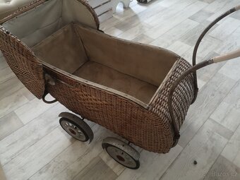 Retro kočárek - 3