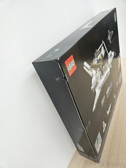 LEGO Creator Expert 10283 NASA Raketoplán Discovery - 3