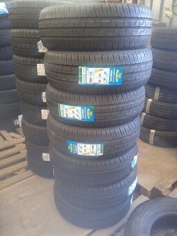 Pneu letní 215/65R15C NOVA - 3