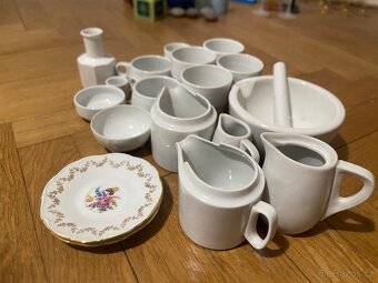 Porcelánové hrníčky a misky - 3