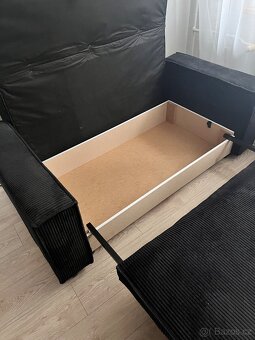 3 místná pohovka s velkým taburetem - 3