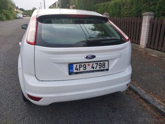 Prodám FORD FOCUS 1,6 - benzín - 3