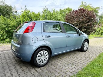 Fiat Grande Punto 1.2i 48kW, ČR, 8/2009, 2.maj. Digi klima. - 3