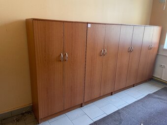 Kancelářské skříně - vyšší - 3