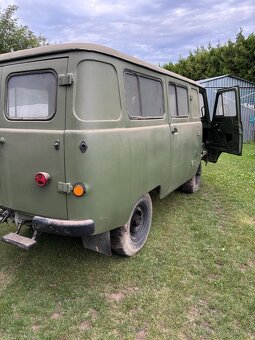 UAZ 452 Buchanka - 3