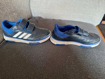 Chlapecké boty značky ADIDAS. - 3