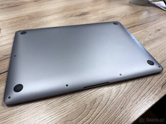 MACBOOK AIR 2020 13" M1. 8/256GB. TOP STAV. - 3