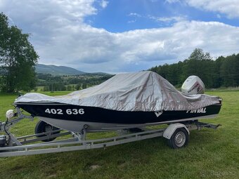 Rybářská loď Finval 555 FishPro - TOP výbava - 3