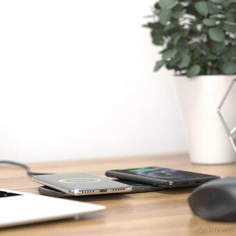 NOVÁ AlzaPower WC250 Premium Dual Wireless Fast Charger 15W - 3
