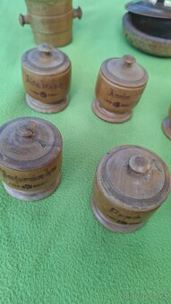 Retro - dřevěné + hrnky, konvice. - 3