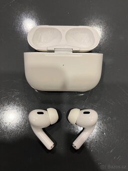Apple AirPods Pro 2 - 3