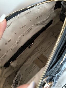 Kabelka zn.Guess - 3