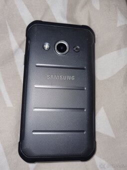 Samsung xcover 3 pěkný  stav - 3