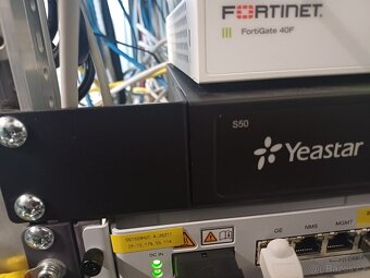 Telefonní ústředna Yestar s50 - 3