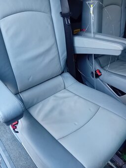 Sedačky kapitan.křesla zadni řada sedaček Viano - 3