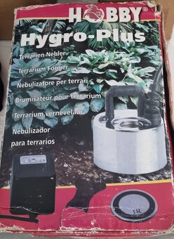 Terarijni věci k chovu - 3