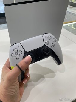 PlayStation 5 slim digital - 3