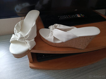 Prodám dámské sandalky - 3