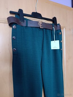 Tmavě zelené kalhoty - 3