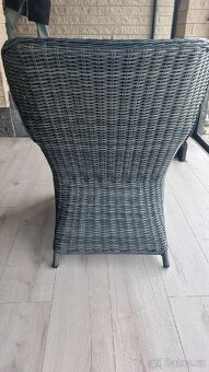 Prodám dvě ratanové křesla - 3