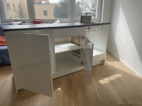 IKEA Kuchyně Knoxhult (PC 8500Kč) bez horní skříňky - 3