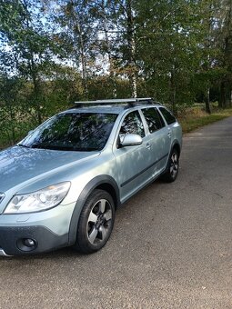 Škoda Octavia Scout - 3