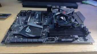Asus strix B250f, Intel core i5 7400, Corsair vs550 - 3