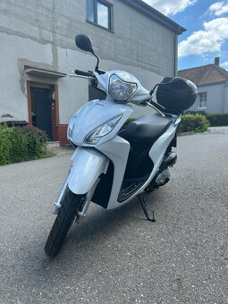 Honda VISION - 3