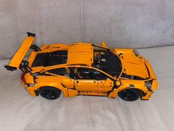 LEGO 42056 - Porsche 911 GT3 RS - SLEVA - 3