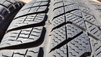 Zimní pneumatiky PIRELLI 245/45 R19 102V 4x6mm r.v. 2023 - 3