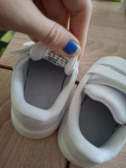 Tenisky Adidas - 3