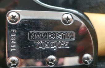 Prodám aktivní baskytaru Sterling Music man - 3