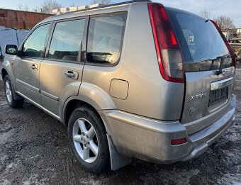 ND / Náhradní díly z Nissan X-Trail T30 - 3