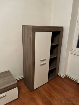 Obývací stěna / TV stolek + 2 skříňky a police – 500 Kč - 3