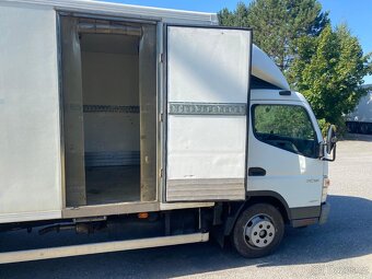 MITSUBISHI Fuso - 3