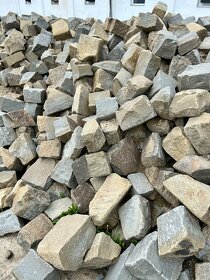 Kamenivo (droba různý tvar, žulové kostky a kočičí hlavy) - 3