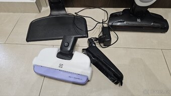 Tyčový vysavač Electrolux - 3