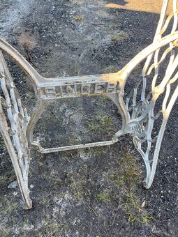 Rám od šicího stroje 2x - 3